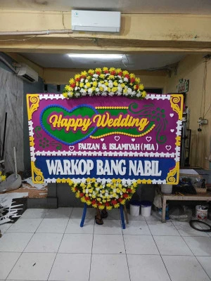 Papan Bunga di Tanjung Banyusari
